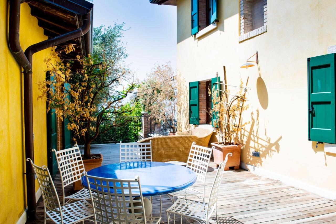 Villa Le Terrazze Torri Del Benaco Exterior foto