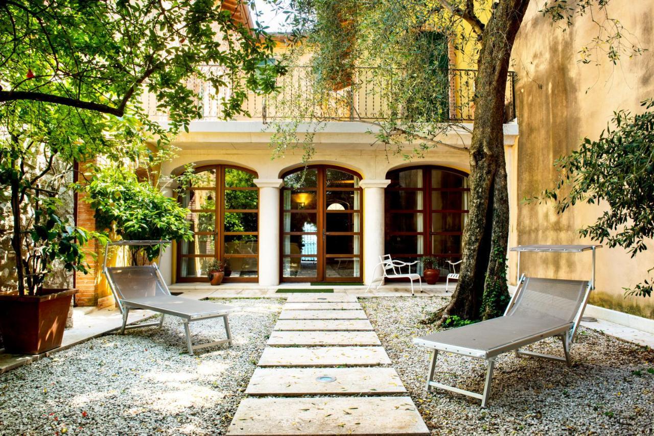 Villa Le Terrazze Torri Del Benaco Exterior foto